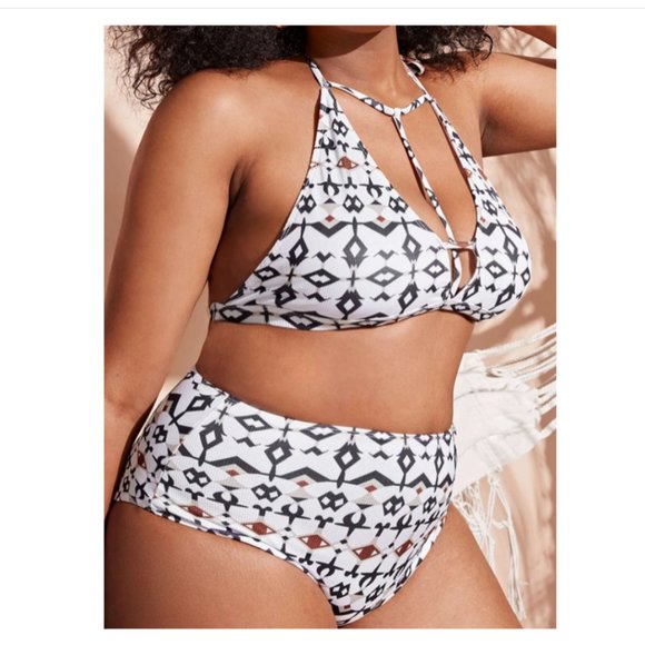 Ribbed Geometric Print Bikini Swimsuit – Plus – 1XL & 2XL - Picture 3 of 4